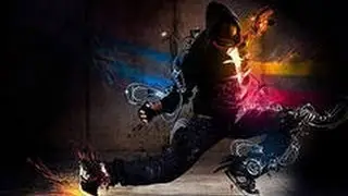 Пацан очень хорошо танцует!