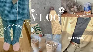 VLOG #18 | cafe vlog, meeting friends, movie time 🍨🥗👩🏼‍🤝‍👩🏻🧚🏻‍♀️✨