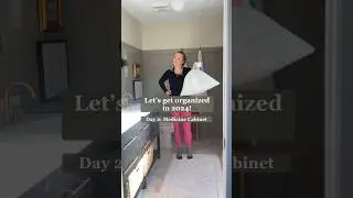 Let's Declutter, Purge, and Organize My Medicine Cabinet 