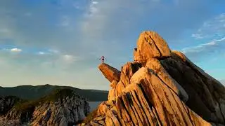 Скалы Крейсер и Язык Тролля (бухта Триозёрье)