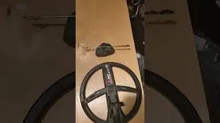 The spoke is separate. 😂