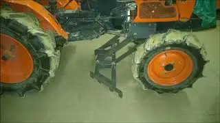 Kubota Hufschlagräumer Eigenbau Riding Range Device B7001