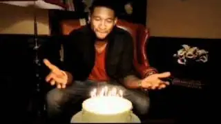 Usher Sings Happy Birthday