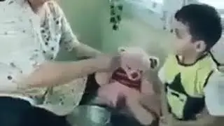 Как заставить ребенка покушать 😃😁 безотказный способ 😂 дети 👩‍👧‍👦 юмор😀 смешные ролики 😜