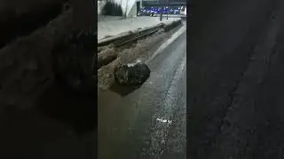 Чуть не разбился из за мусора | Бизнес Такси Москва 