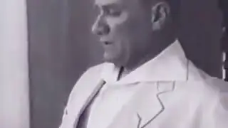 Mustafa Kemal Atatürk Sigarası İle Yeni Göruntü..