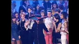 NON E' LA RAI 95 SIGLA+IL TELEFONINO - Letizia Boupkouele (Debutto)