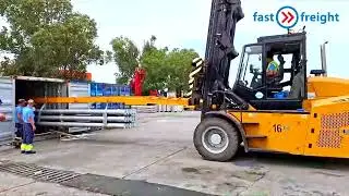 Discharging aluminum bars from container