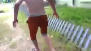 Окунулся в краску