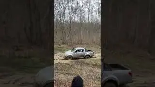 Дорога на Наташкины водопады на Mitsu L200