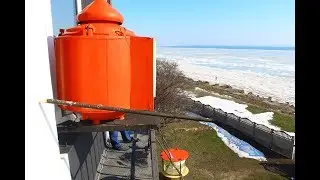 Впервые журналисты посетили генический маяк и показали маячную башню
