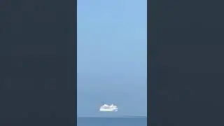 В Сочи сняли на видео мираж над морем. Это редкий феномен стал эффектом под названием фата-моргана.