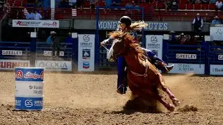 RODEO ROAD: COWBOY CHRISTMAS + MOJO WINS A RODEO