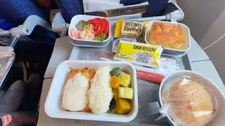 Meal at SU 271 BKK to SVO