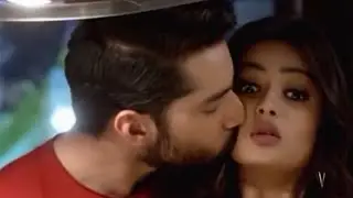 After Marriage Luving Scene 💕 | Cute Couple Kissing Whatsapp Status | After Marriage first time kiss