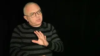 Как выжить в России с диагнозом ВИЧ. Большое интервью с Павлом Лобковым