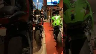 ZX10r 💚🖤😍 #zx10r #streetrace