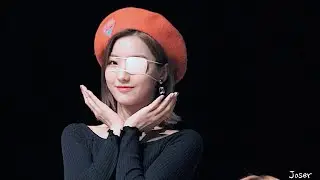 프로미스나인 (fromis_9) - PhotoTime (포토타임) 181028 Ilji Art Hall (일지아트홀) Fansign (팬싸인회) Fancam (직캠)