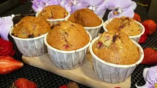 Кексы с клубникой и шоколадом