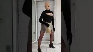 Female masking : winter undress 1/3, plaid mini skirt, fishnet and blond unwig