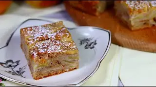 Apple pie with nuts, where there are a lot, a lot of apples. Simple and fast! Like it very much!