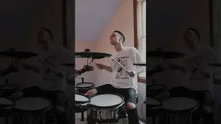 Machine Gun Kelly and Yungblud - Acting Like That