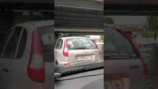 Потоп в Казани/Автобус пронёсся