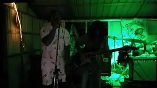 Klynton Lawrence Freestyle with Thai Tea Band @Rasta Home in Koh Phangan