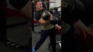 Armwrestling trening. добивка бицепса. #бицепс #зож #армрестлинг