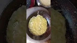 শীতের সকালের মামির হাতের  চিতই পিঠা।আ...হা খেতে কিজে মজা,,,