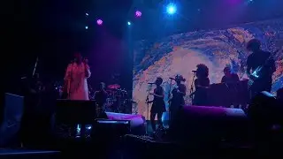Can't Take My Eyes Off You - Lauryn Hill, Berlin 2019, 8/13