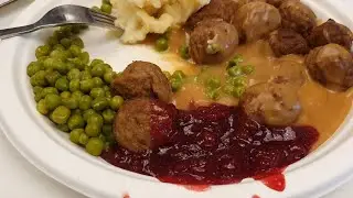 Trying Ikea Meatballs For The FIRST TIME!? HORESEMEAT!? VLOGTING#4
