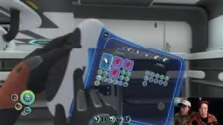 Reaching 900 depth in Subnautica! What Could Possible Go Wrong?