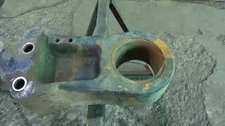 Repair of the rear linkage of a New Holland tractor and articulation of the frame of a Buhler tra...