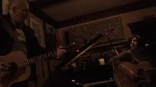 April Gislason sings a song from Sam Cook: Bring it home to me, Joe Wittek on guitar