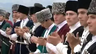 Нохчий Ловзар. Кадыров танцует лезгинку. Чечня