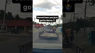Reason #359 why you should have a dash cam 🕺