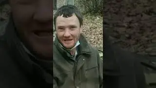 Веселый бомж пытается хитрить