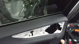 Lexus NX 2022 как снять заднюю карту двери