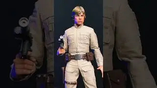 ‪@HotToysOfficial‬