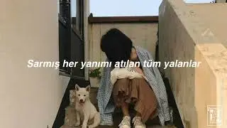 Karamel Makiyato- Bi Kere Daha Gülümsesen(sözleri)