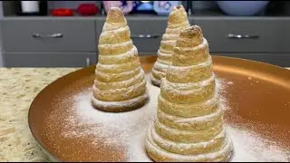 Ёлочки из слоёного теста при помощи Конусов от Tupperware