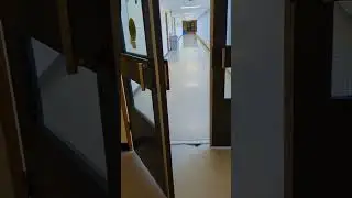 Accessible way to get to Queen's Faculty of Education's Student Support Offices
