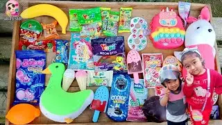 JAJAN BANYAK PERMEN YUPI,ES KRIM,COCA COLA,BIG BABOL, LOLLIPOP ,MY LITTLE PONI,REAL GOOD
