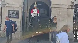 04/09/24  THIS HAPPENS OUTSIDE OF HORSE GUARD PARADE
