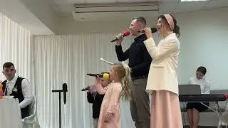 Пісня для молодих👰🏻‍♀️🤵🏻‍♂️