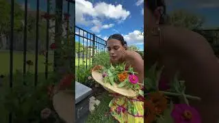 almost time ☕️🫶🏽🥰👀 see you Friday 12pm EST for a little offline treat 🧚🏼‍♀️✨