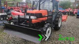 Купить японский трактор с кабиной, фрезой и отвалом за 930 000 руб. 