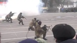 показательное выступление спецназа
