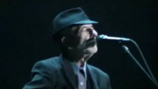 Helsinki , Suzanne, Leonard Cohen.